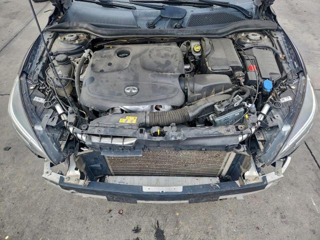 INFINITI Qx Base Image 4