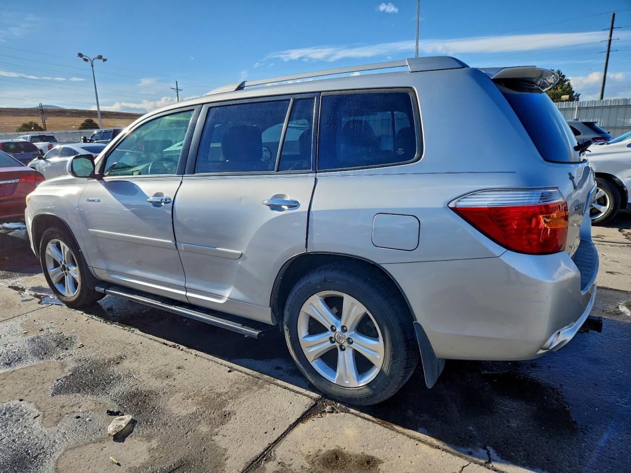 Toyota Highlander Limited Image 2