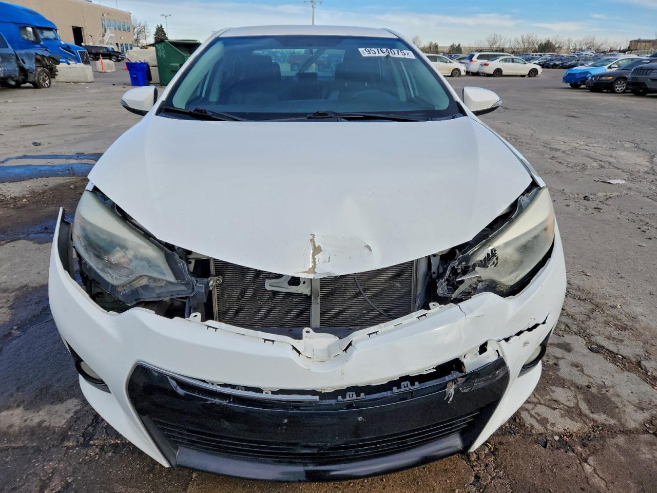 Toyota Corolla L Image 4