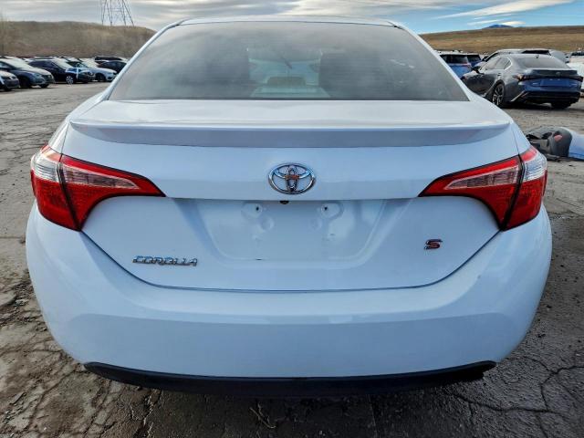 Toyota Corolla L Image 8