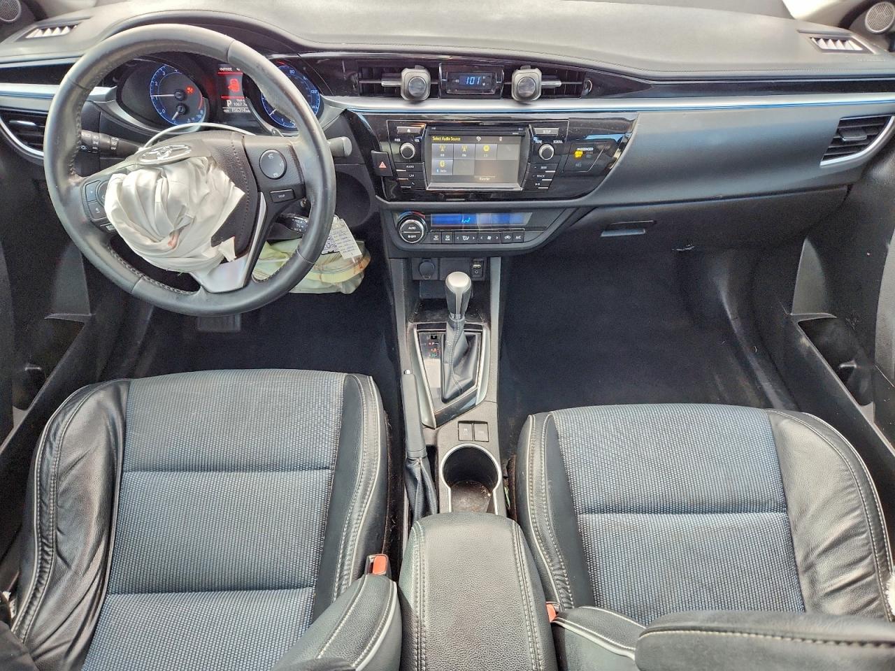 Toyota Corolla L Image 5