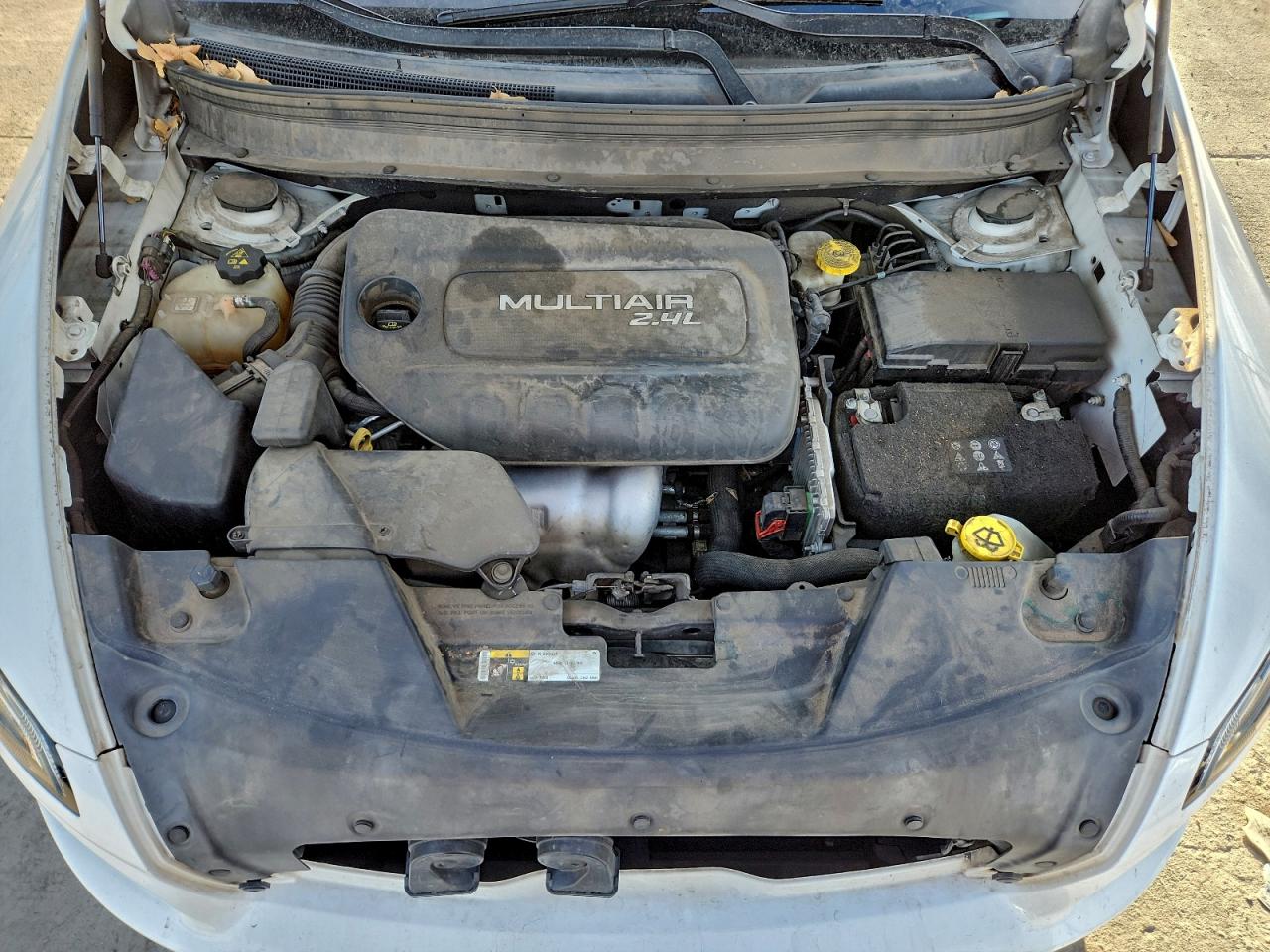 Jeep Cherokee Sport Image 12