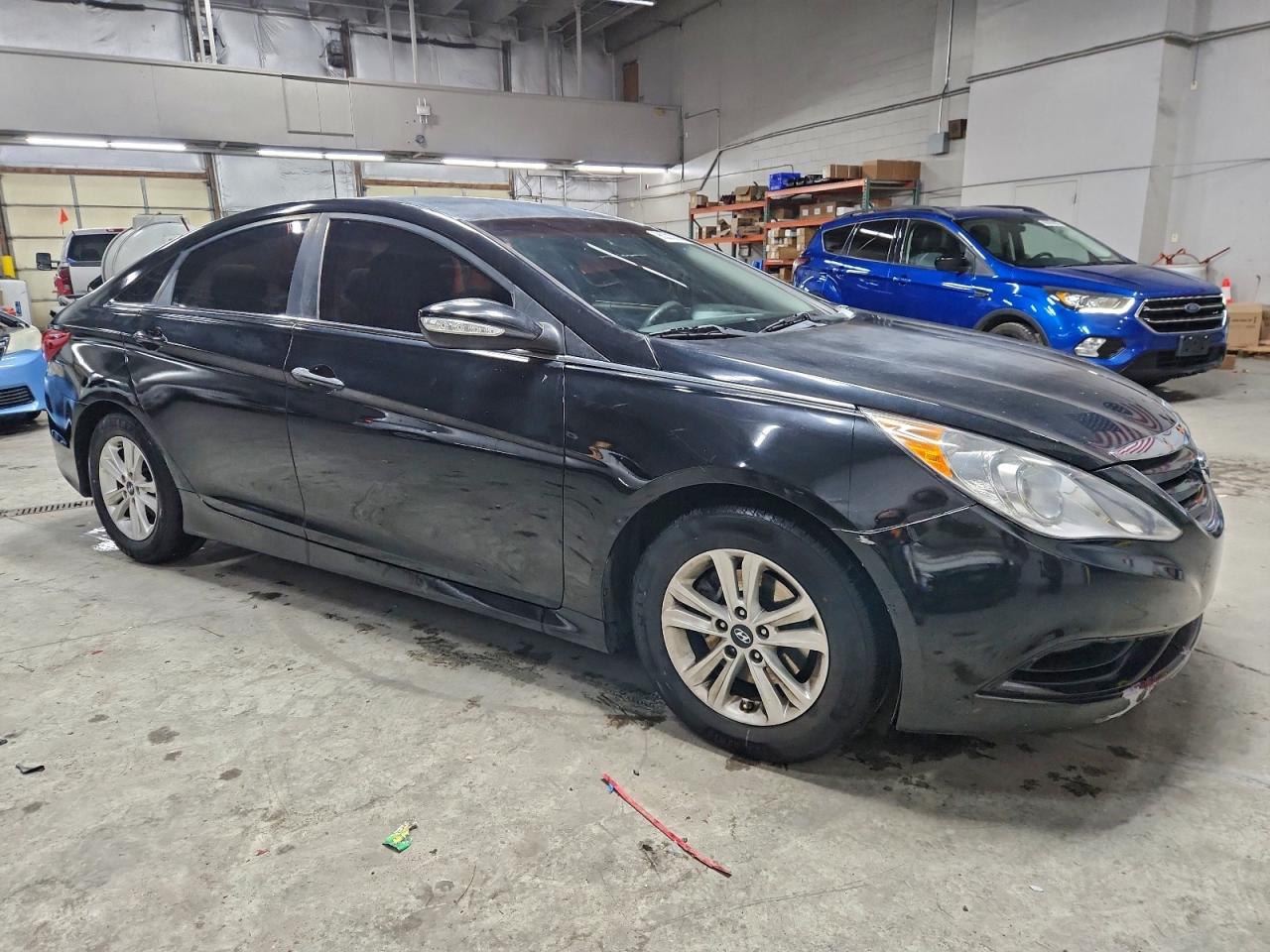 Hyundai SONATA Gls Image 3