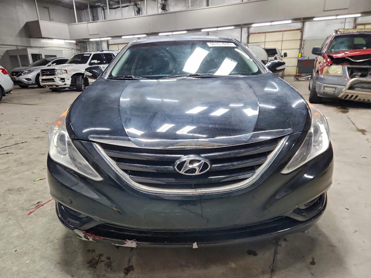 Hyundai SONATA Gls Image 6