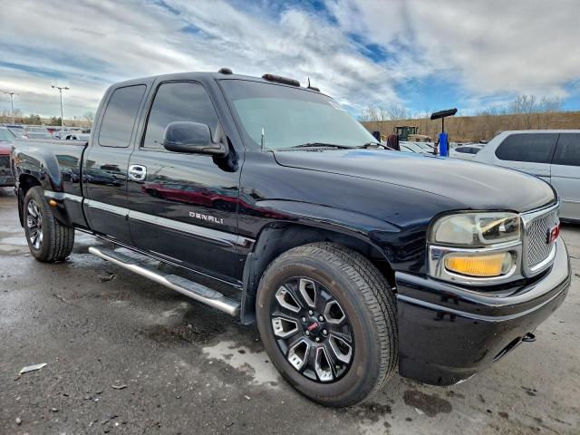 GMC Sierra K1500 Denali Image 12