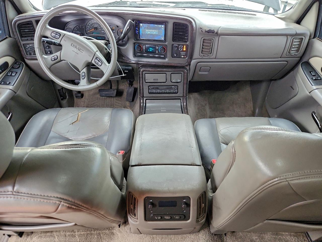 GMC Sierra K1500 Denali Image 9