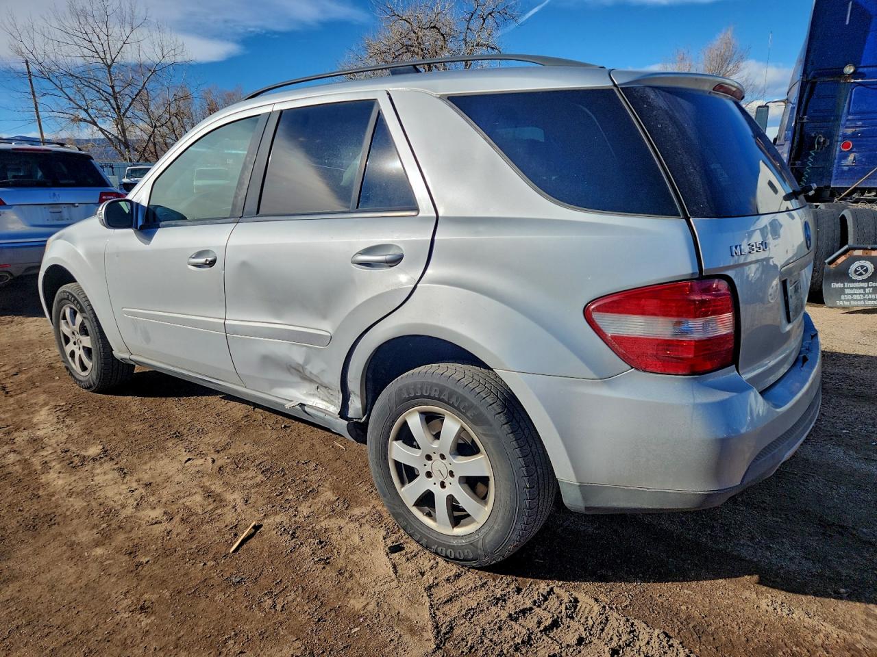 Mercedes-Benz M-Class 350 Image 5