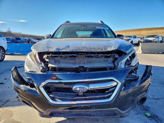 Subaru Outback 2.5i Premium Image 12