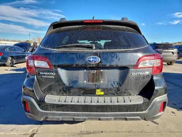 Subaru Outback 2.5i Premium Image 11