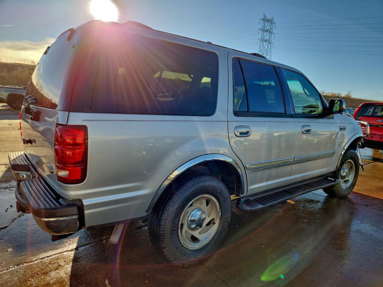 Ford Expedition Image 3