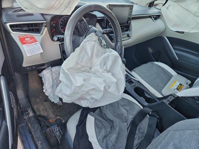 Toyota Corolla Le Image 12