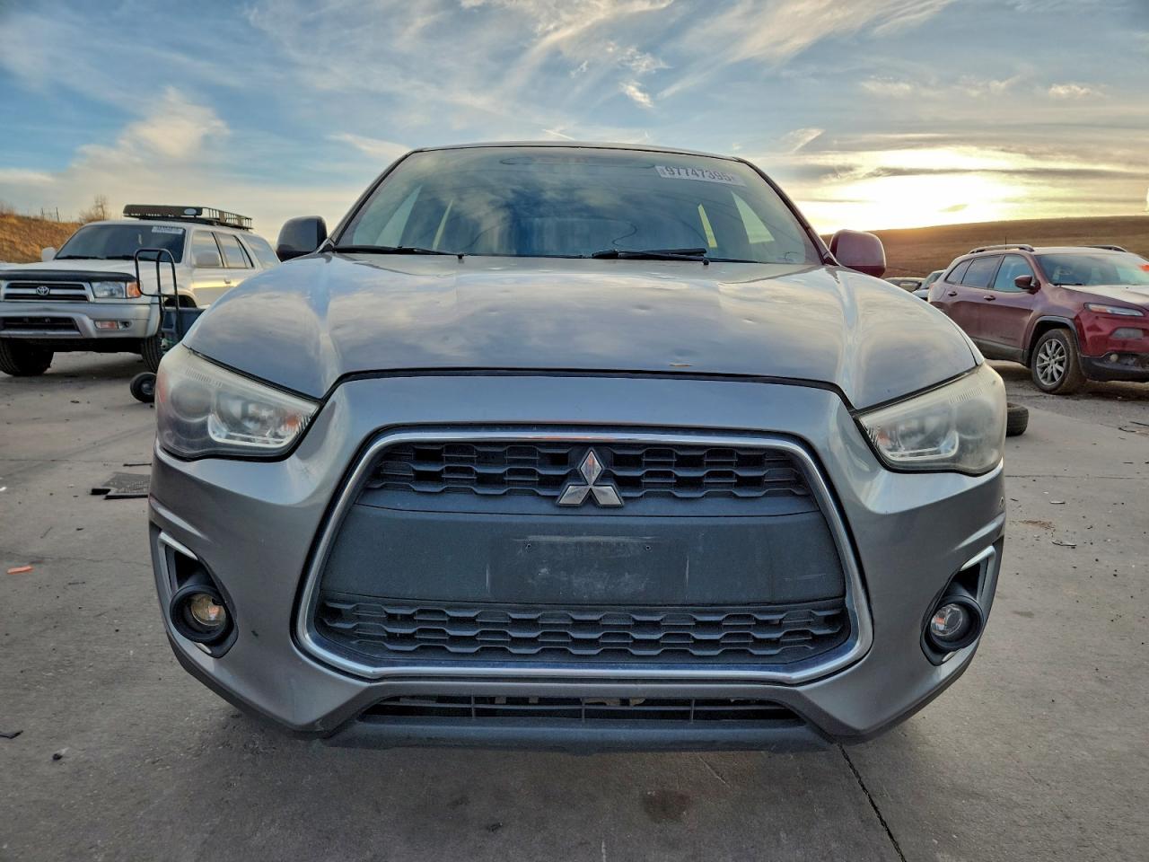 Mitsubishi Outlander Es Image 13