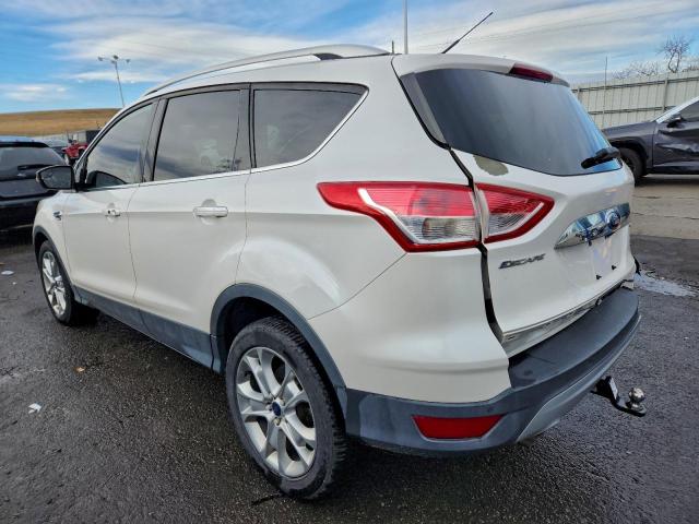 Ford Escape Titanium Image 2
