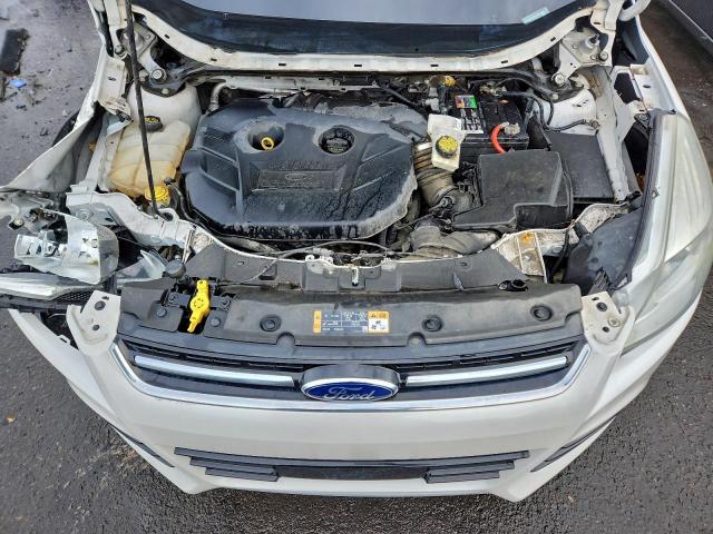 Ford Escape Titanium Image 9