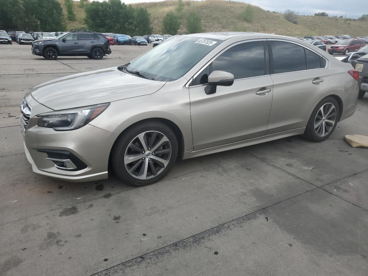 Subaru Legacy 3.6r Limited Image 1