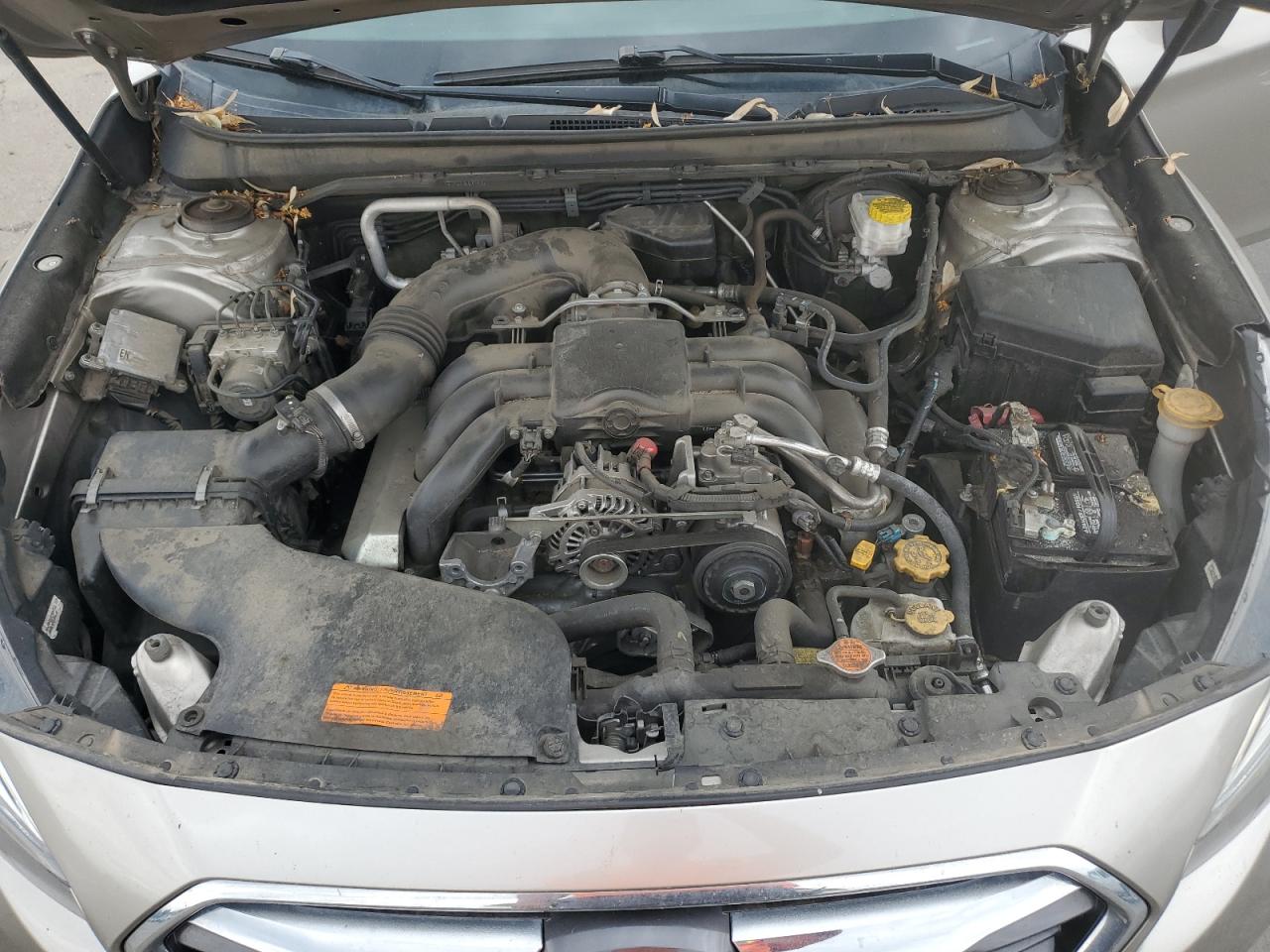 Subaru Legacy 3.6r Limited Image 5