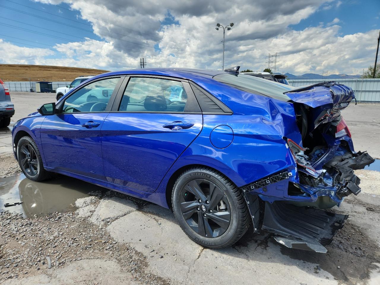 Hyundai ELANTRA Sel Image 7