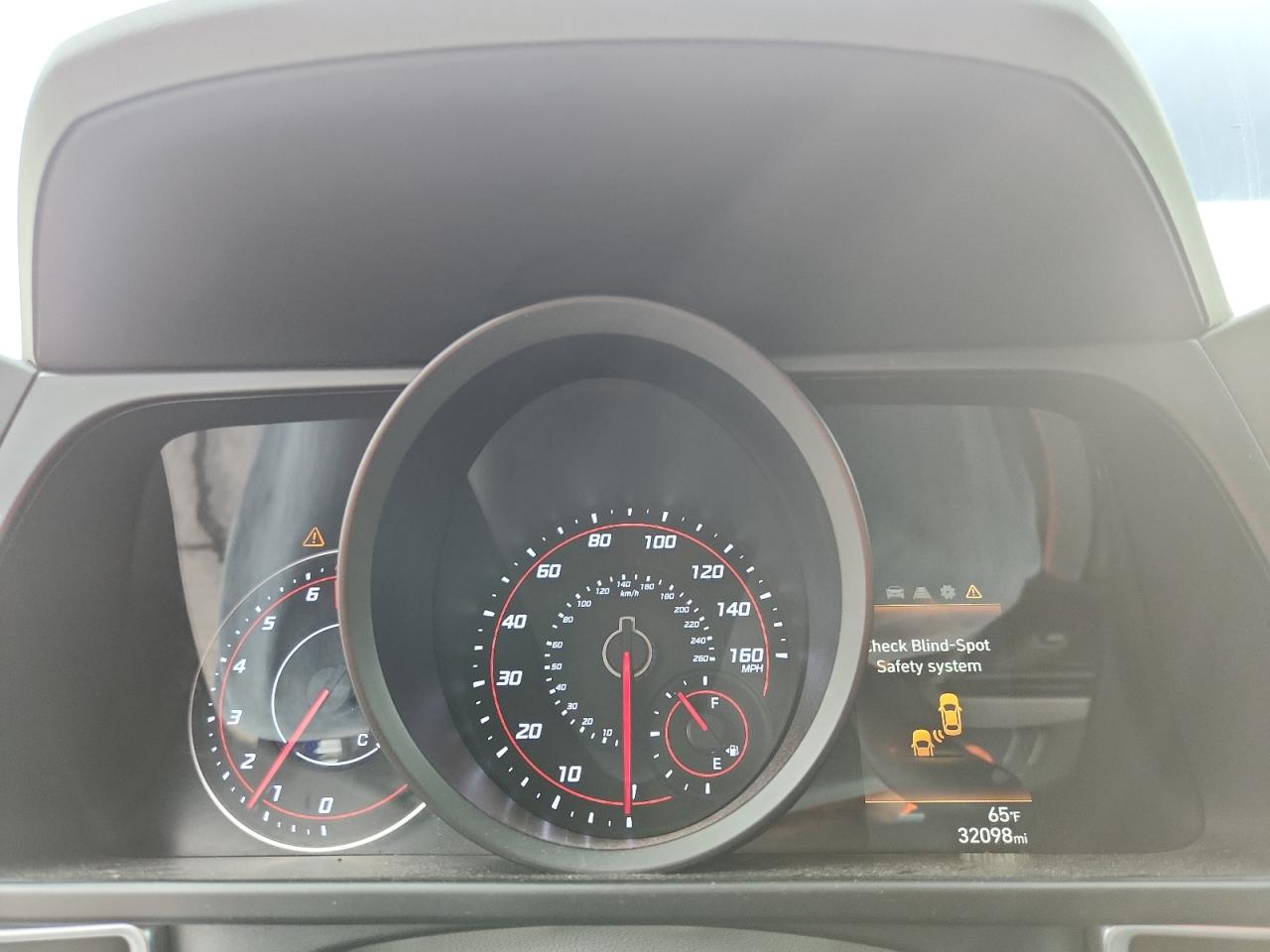 Hyundai ELANTRA Sel Image 8