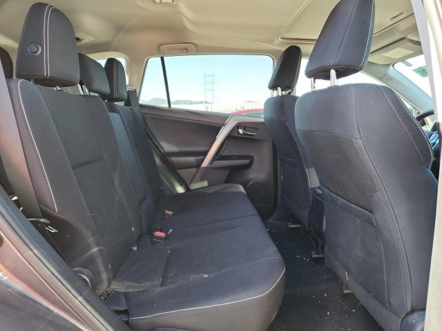 Toyota RAV4 Xle Image 13