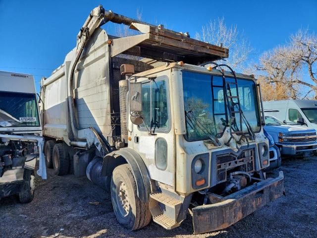  Salvage Mack 600 Mru600