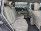 Toyota Highlander Base Image 9
