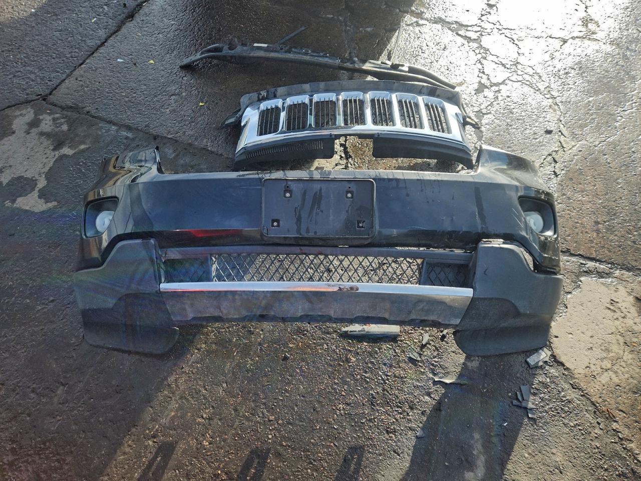 Jeep Grand Cherokee Limited Image 12