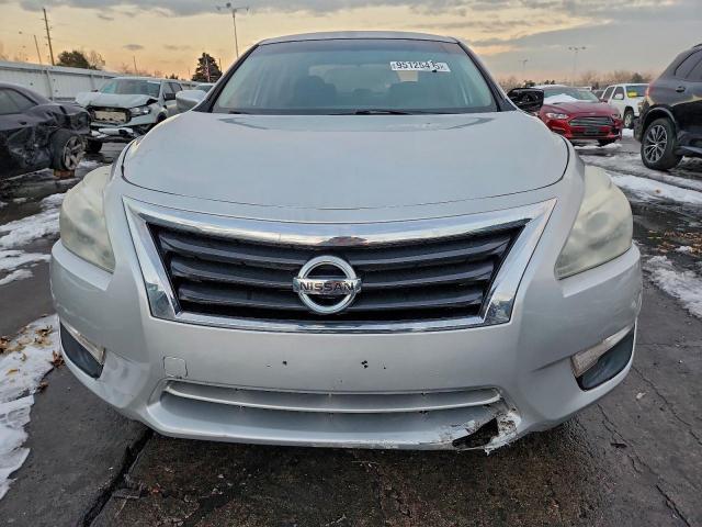 Nissan Altima 2.5 Image 5