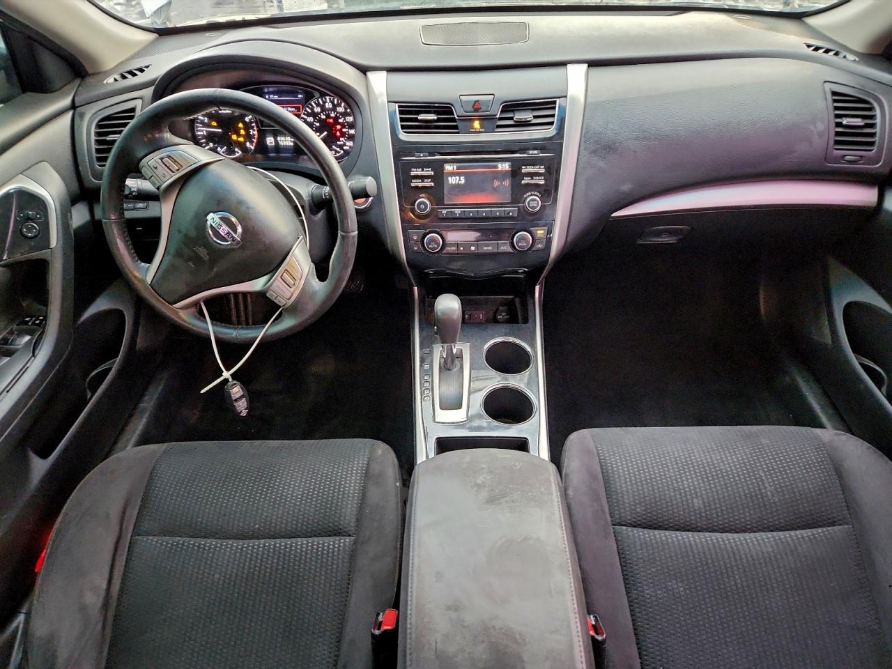 Nissan Altima 2.5 Image 11