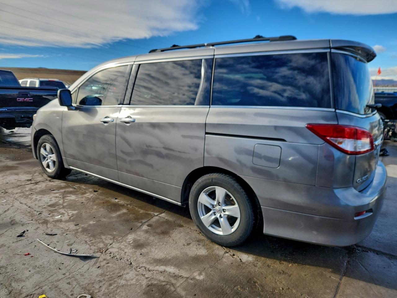 Nissan Quest S Image 10