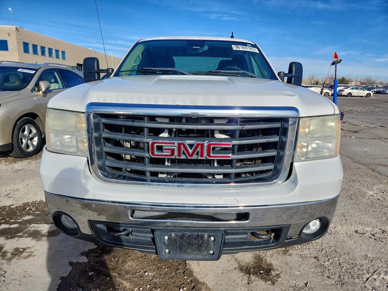 GMC Sierra K2500 Sle Image 11