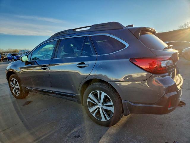Subaru Outback 2.5i Limited Image 3