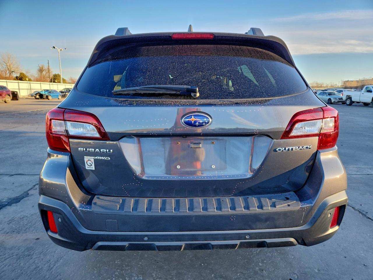 Subaru Outback 2.5i Limited Image 5