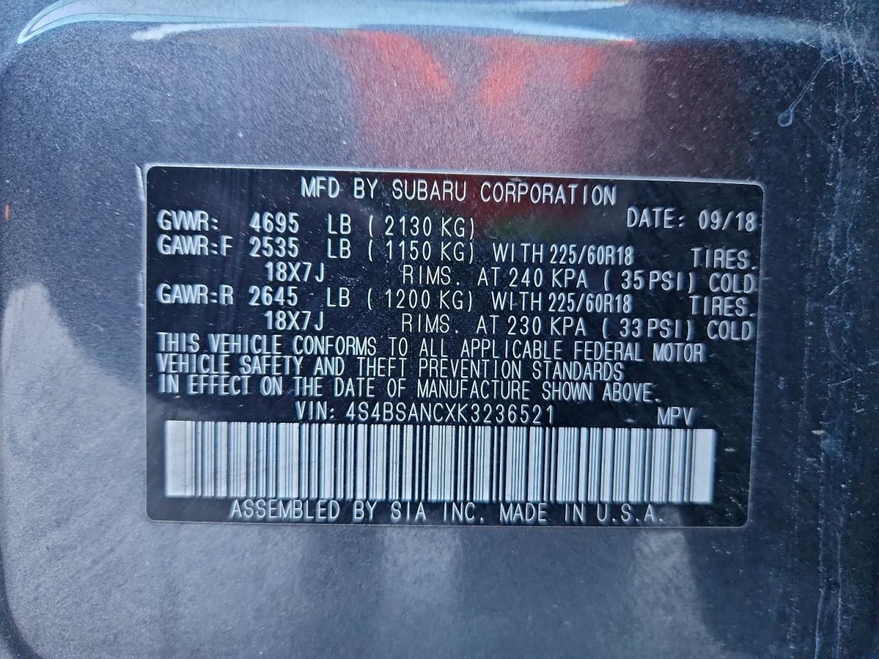 Subaru Outback 2.5i Limited Image 10