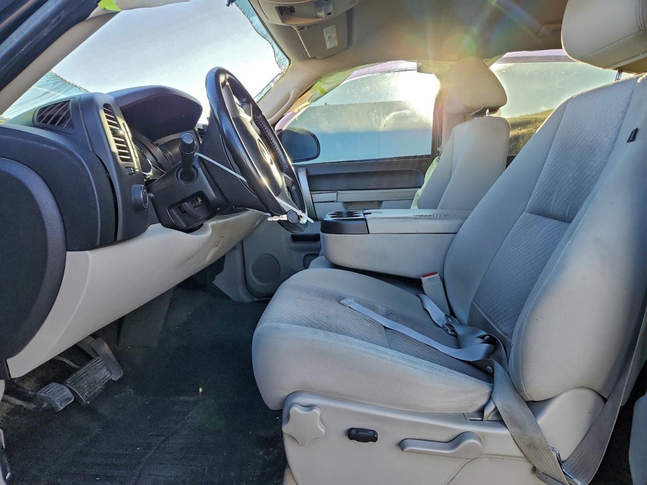 Chevrolet Silverado K1500 Lt Image 12