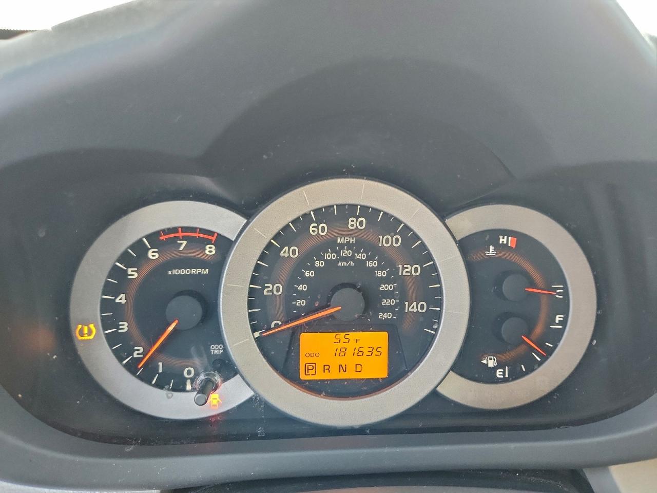 Toyota RAV4 Limited Image 11