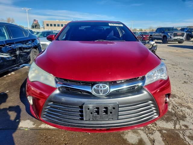 Toyota Camry Le Image 7