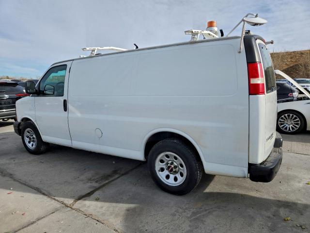 GMC Savana G1500 Image 2