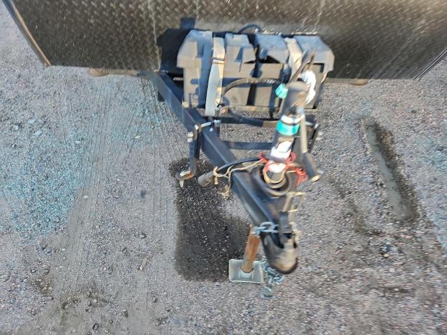 Winnebago Trailer Image 3