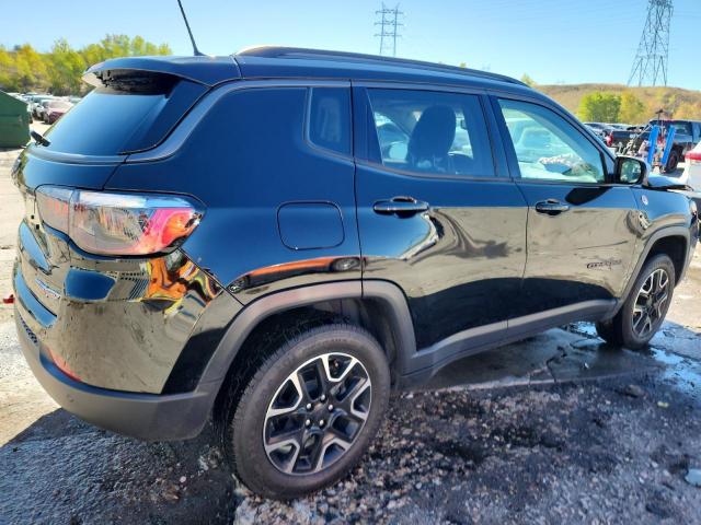 Jeep Compass Trailhawk Image 3