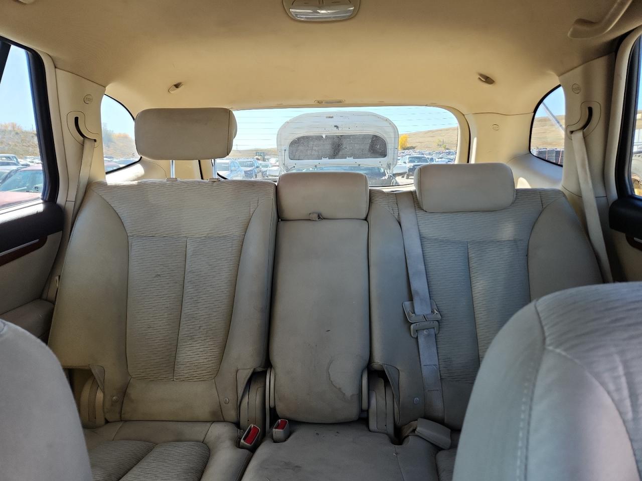 Hyundai SANTA FE Gls Image 9