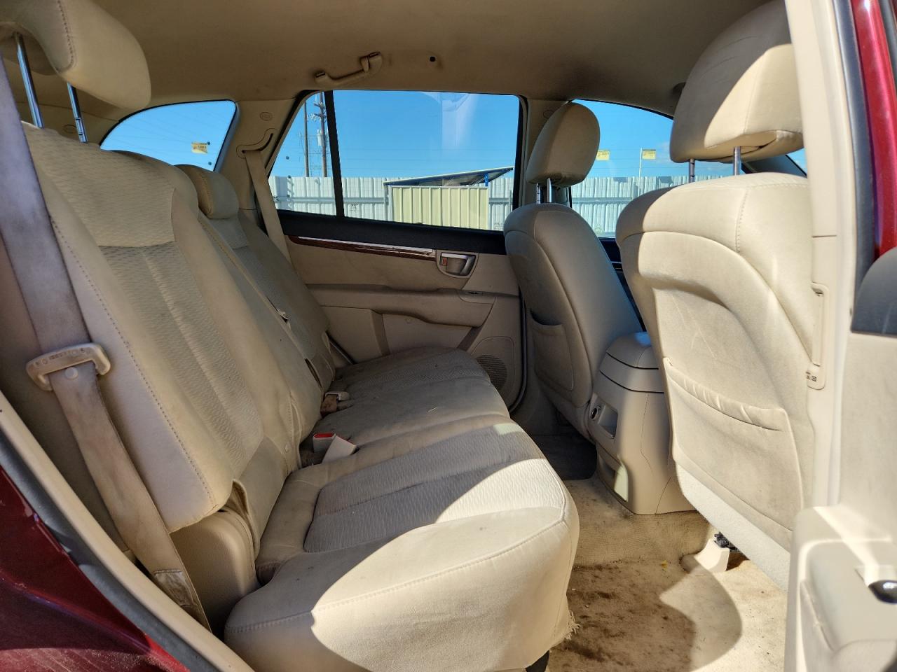 Hyundai SANTA FE Gls Image 12