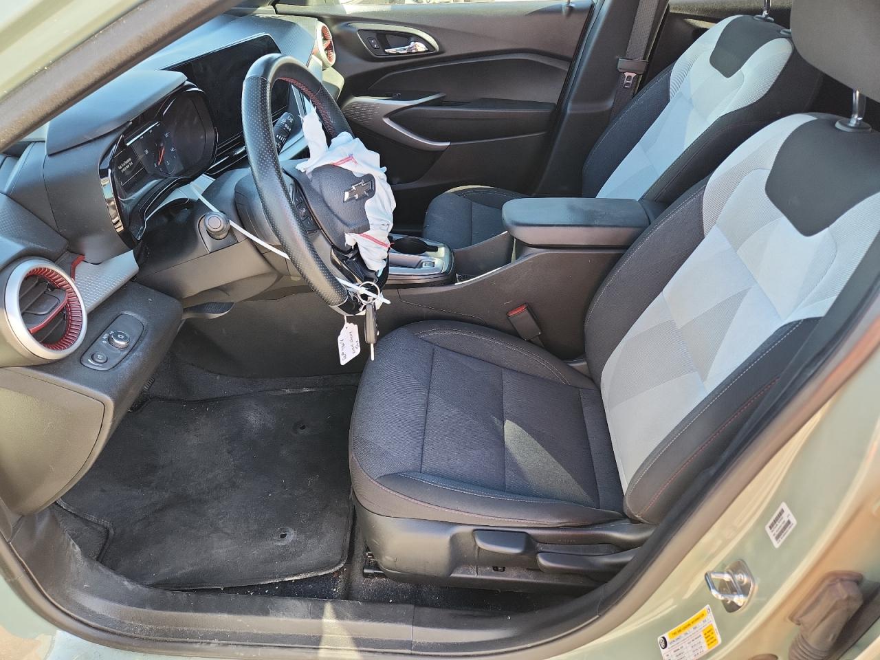 Chevrolet Trax 1rs Image 8