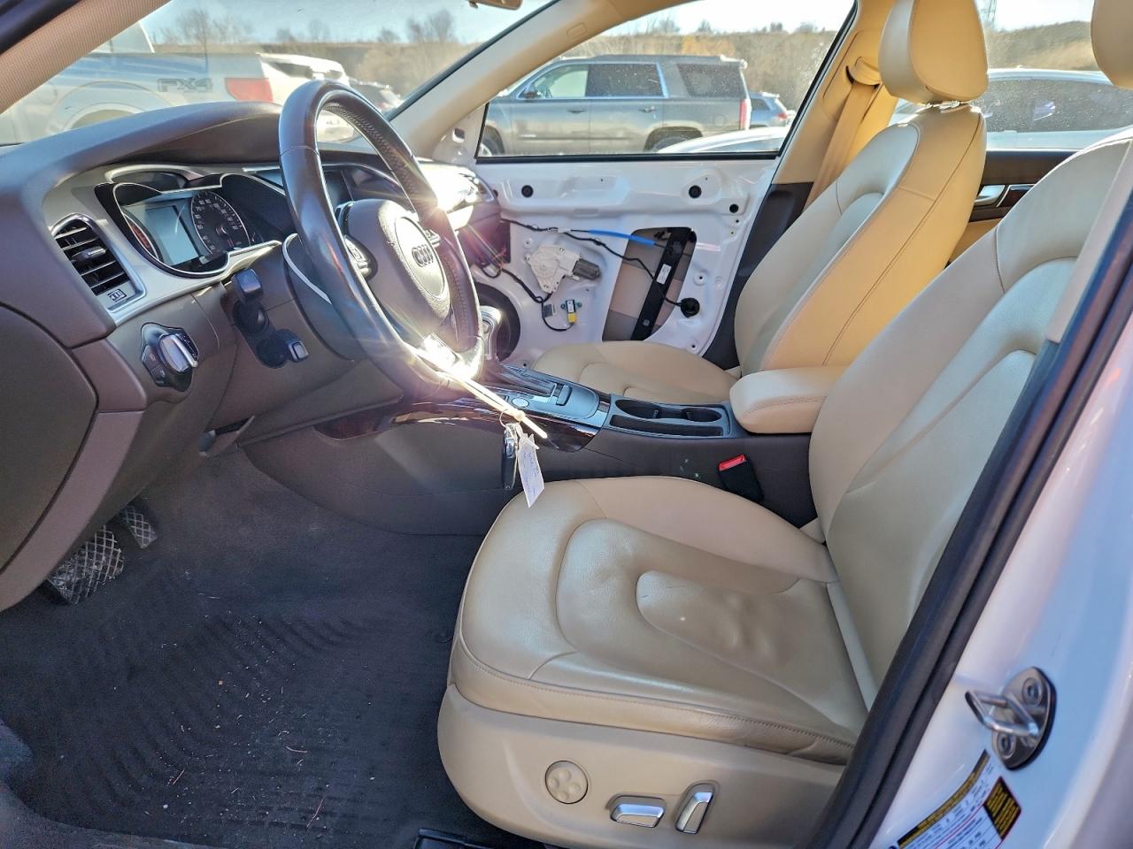 Audi A4 Premium S-line Image 7