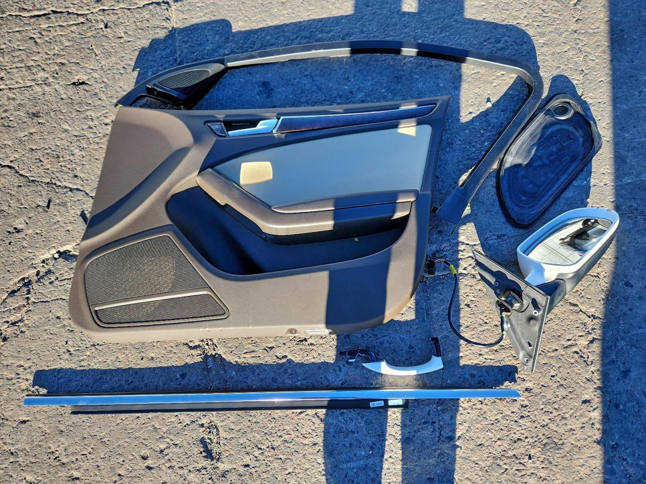 Audi A4 Premium S-line Image 12