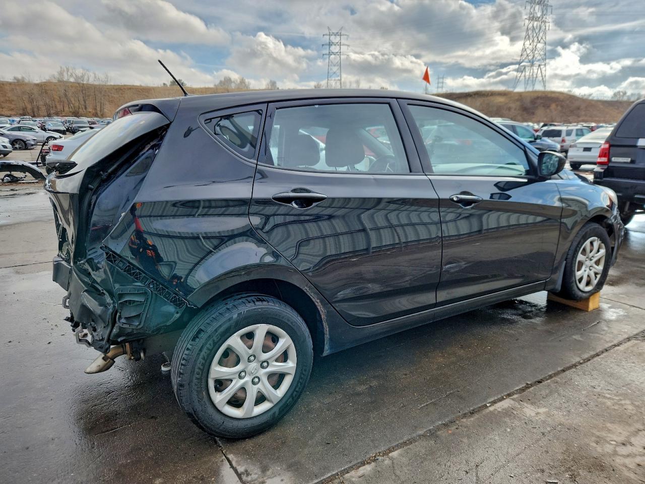 Hyundai ACCENT Gls Image 2