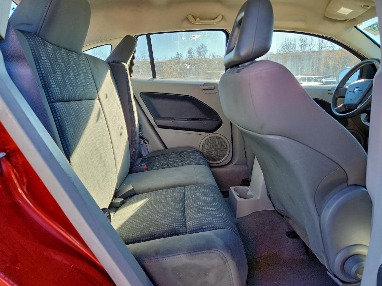 Dodge Caliber Sxt Image 11