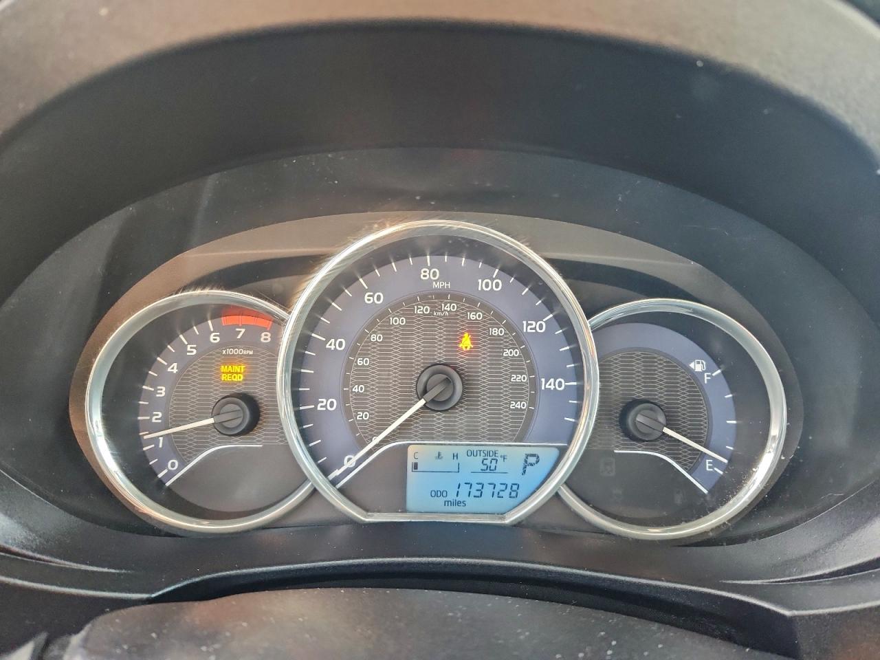 Toyota Corolla L Image 12