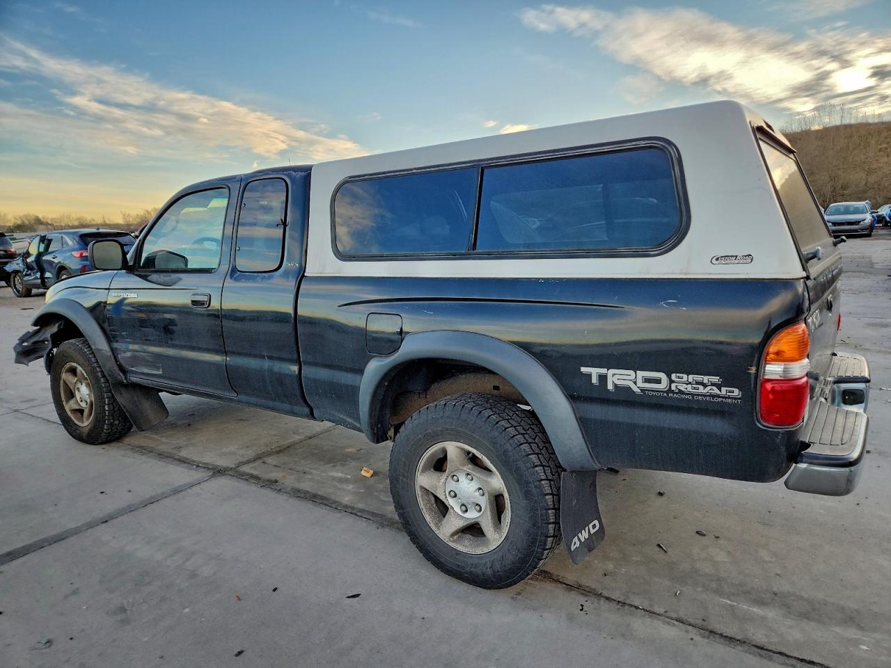 Toyota Tacoma Xtracab Image 6