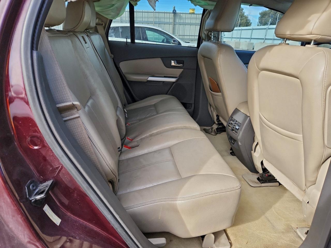 Ford Edge Limited Image 11