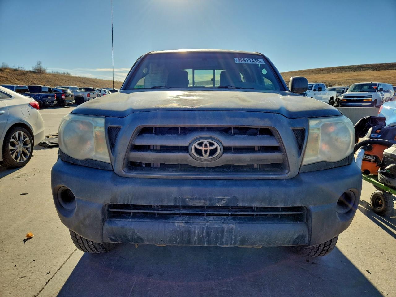 Toyota Tacoma Access Cab Image 9